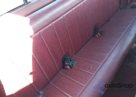 1991 Chevrolet Gmt-400 C2500 from USA, damaged, VIN 2GCFC29K7M1197535